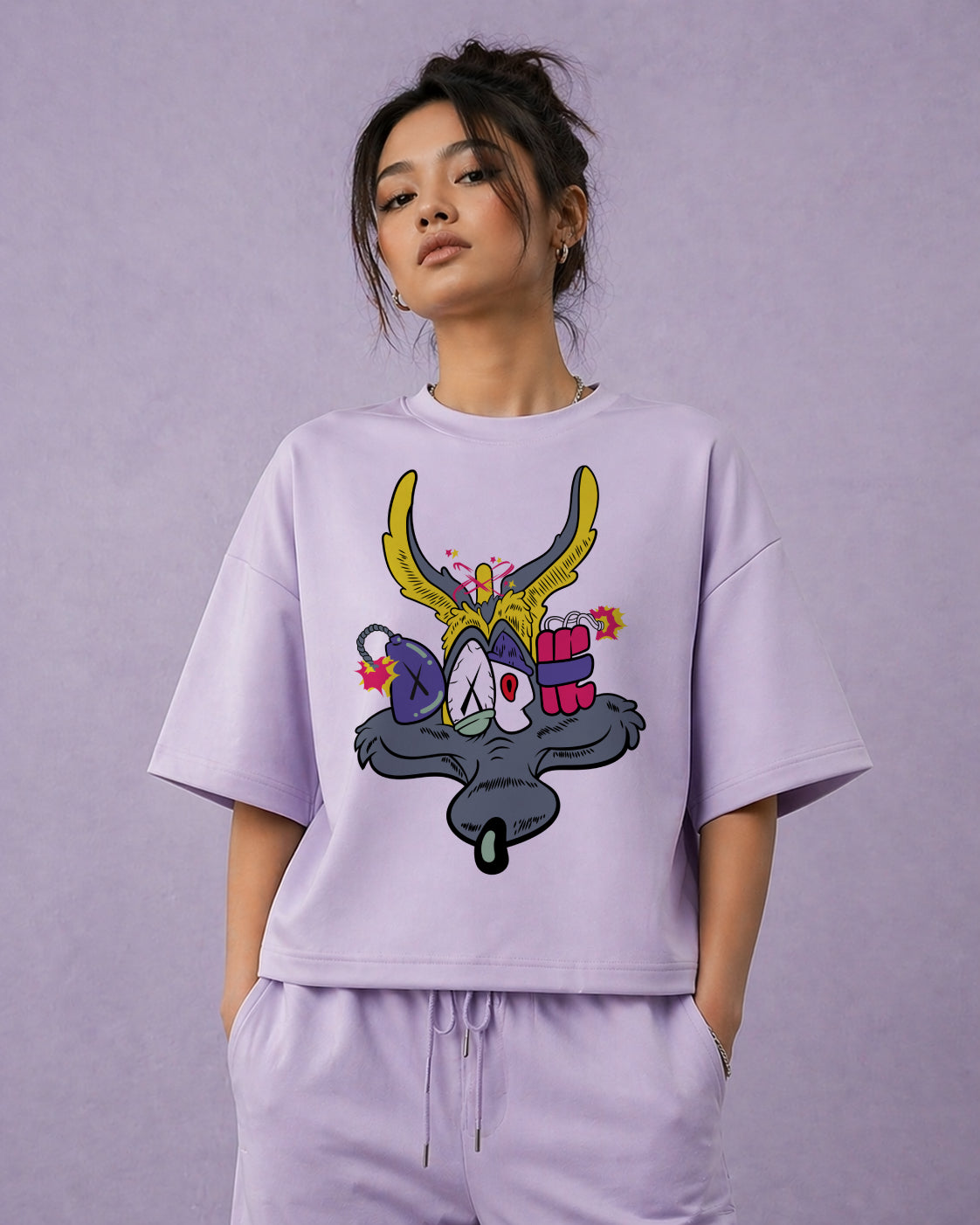 Wile E. Coyote Explosive – Lilac Unisex Oversized T-Shirt